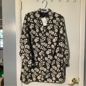 Maggie Barnes Black & White Floral Blouse SZ 14/16 NWT